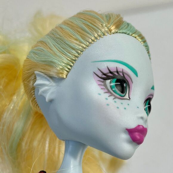 Monster High Doll Lagoona Blue Surf to Turf Mattel 2016 DNX06 - Picture 8 of 16